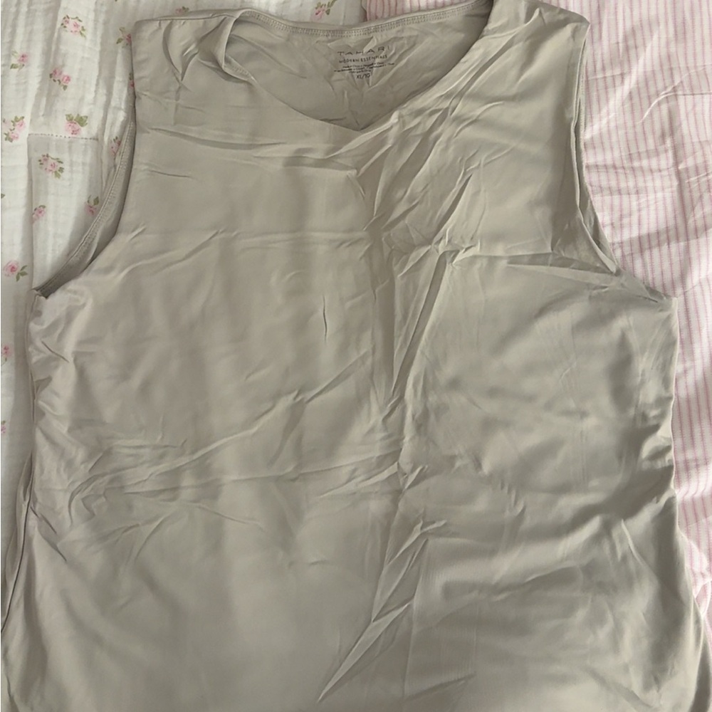 Tahari Modern Essentials Cream Top